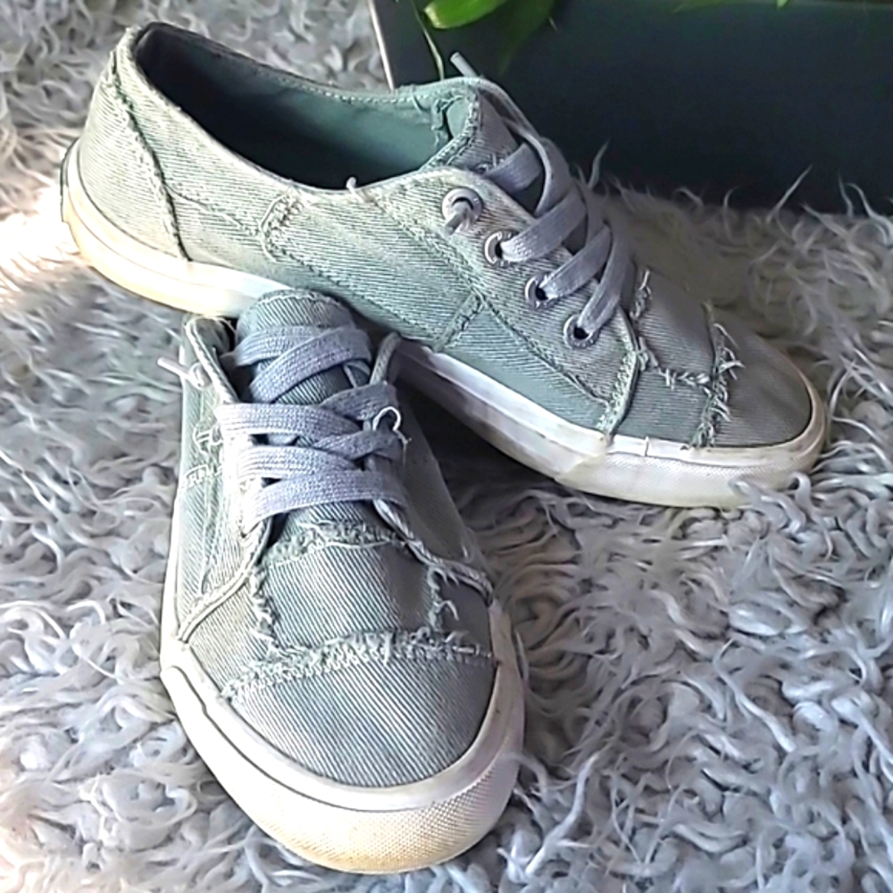 BLOW OUT! 🐟 BLOWFISH Gray Casual Sneakers - Picture 5 of 8